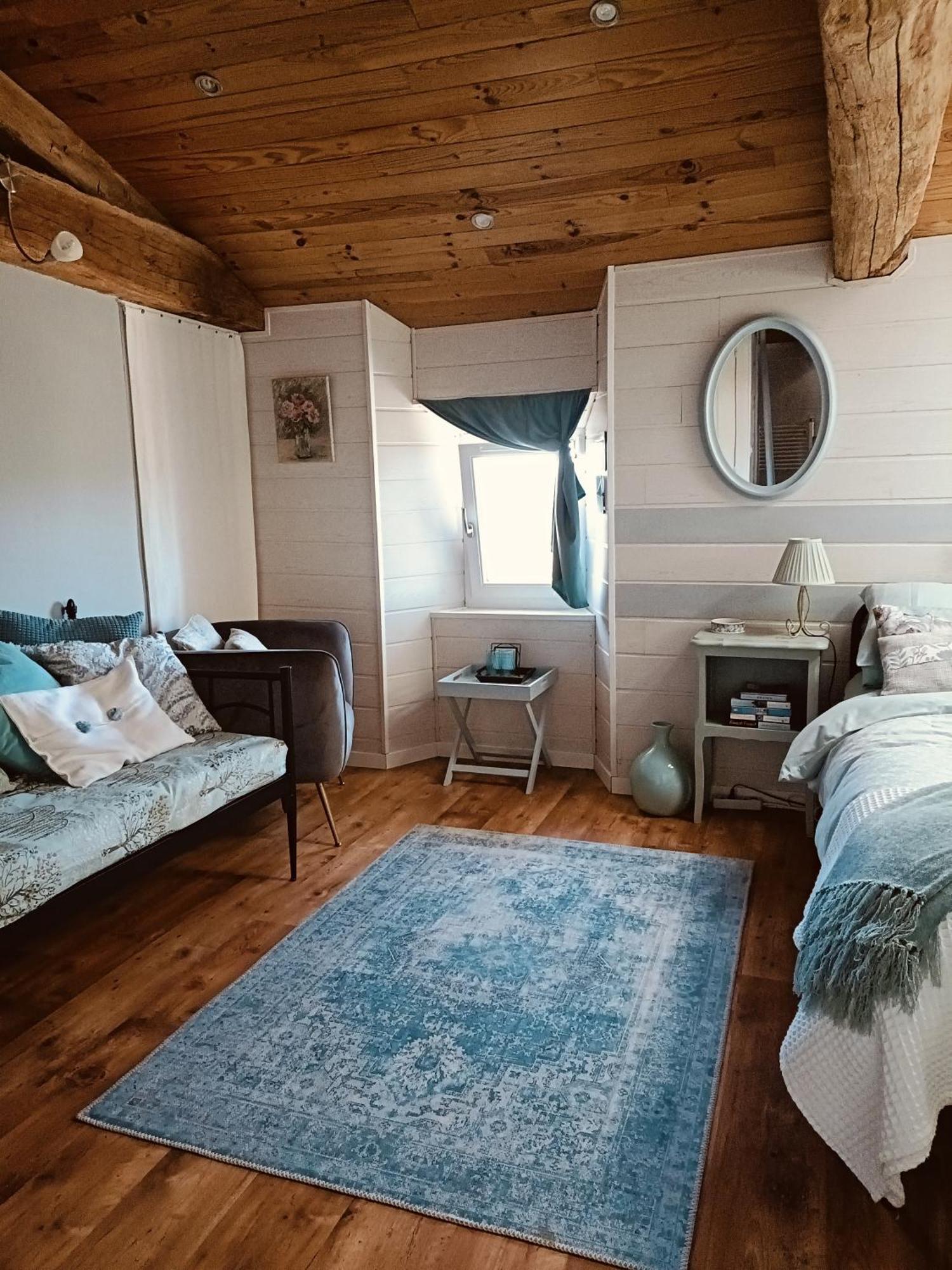 'Quelle Belle Vue' Chambre D'Hote Confolens Extérieur photo